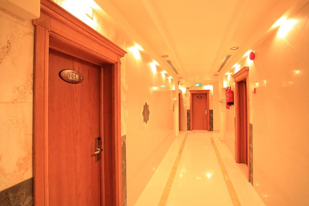 Lavande Suites Yanbu Bagian luar foto