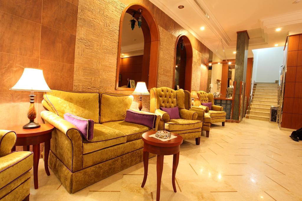 Lavande Suites Yanbu Bagian luar foto